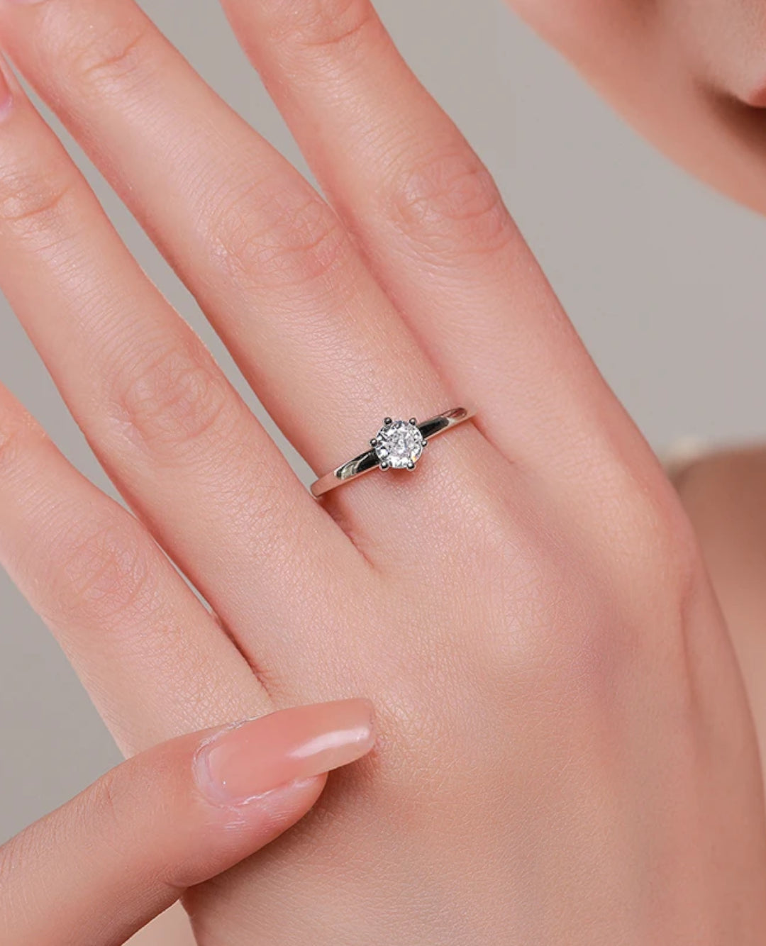 round clear cz prong ring