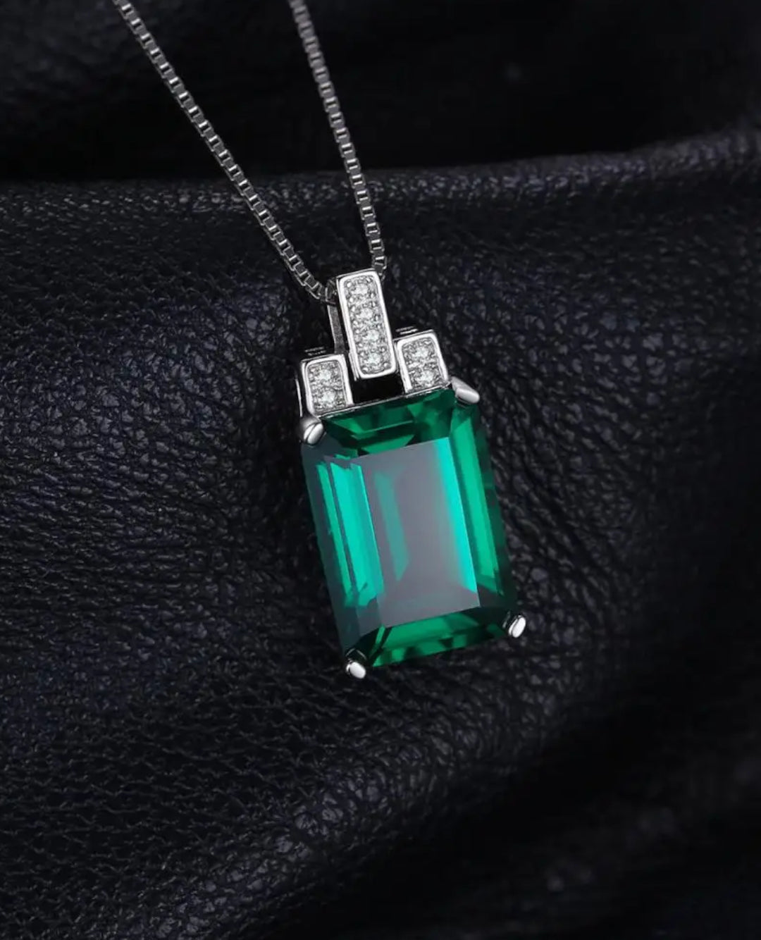 created nano emerald pendant necklace in sterling silver